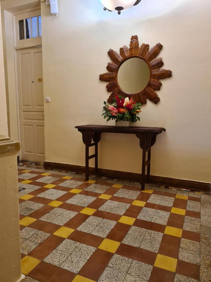 Hotel Habitation Du Comte Sainte-Rose Exterior foto
