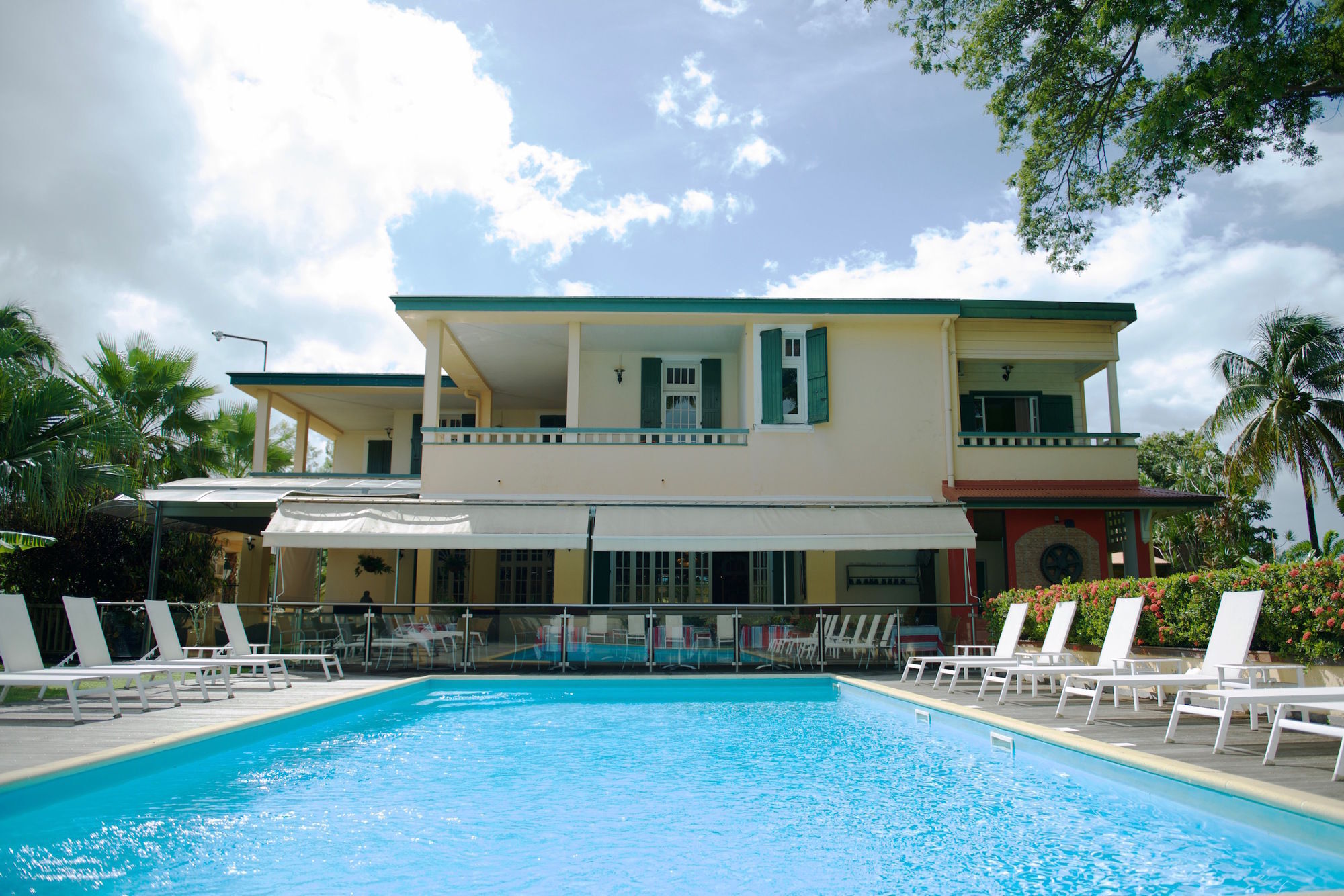 Hotel Habitation Du Comte Sainte-Rose Exterior foto